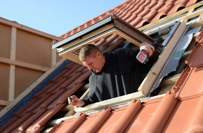 Pose de fenêtres de toit Velux à Halloy